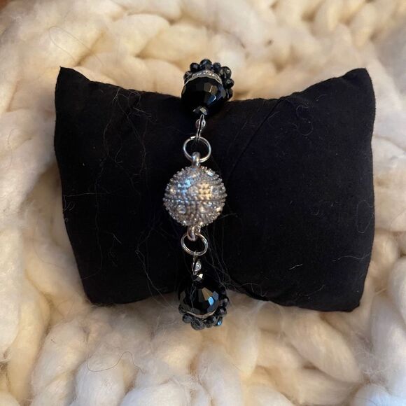 Beaded‎ Bracelet - Picture 3 of 5